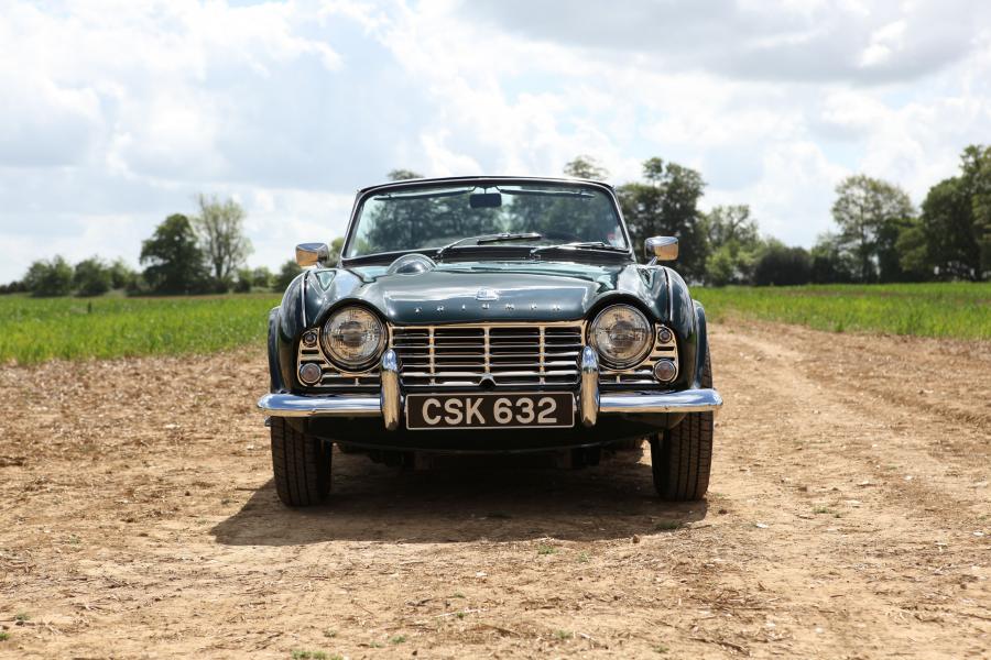  Triumph TR4 1961 года  (фото 3 из 26)